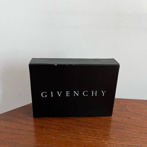 Vintage Givenchy Small Card Holder Leather Wallet - Picture 3 of 9
